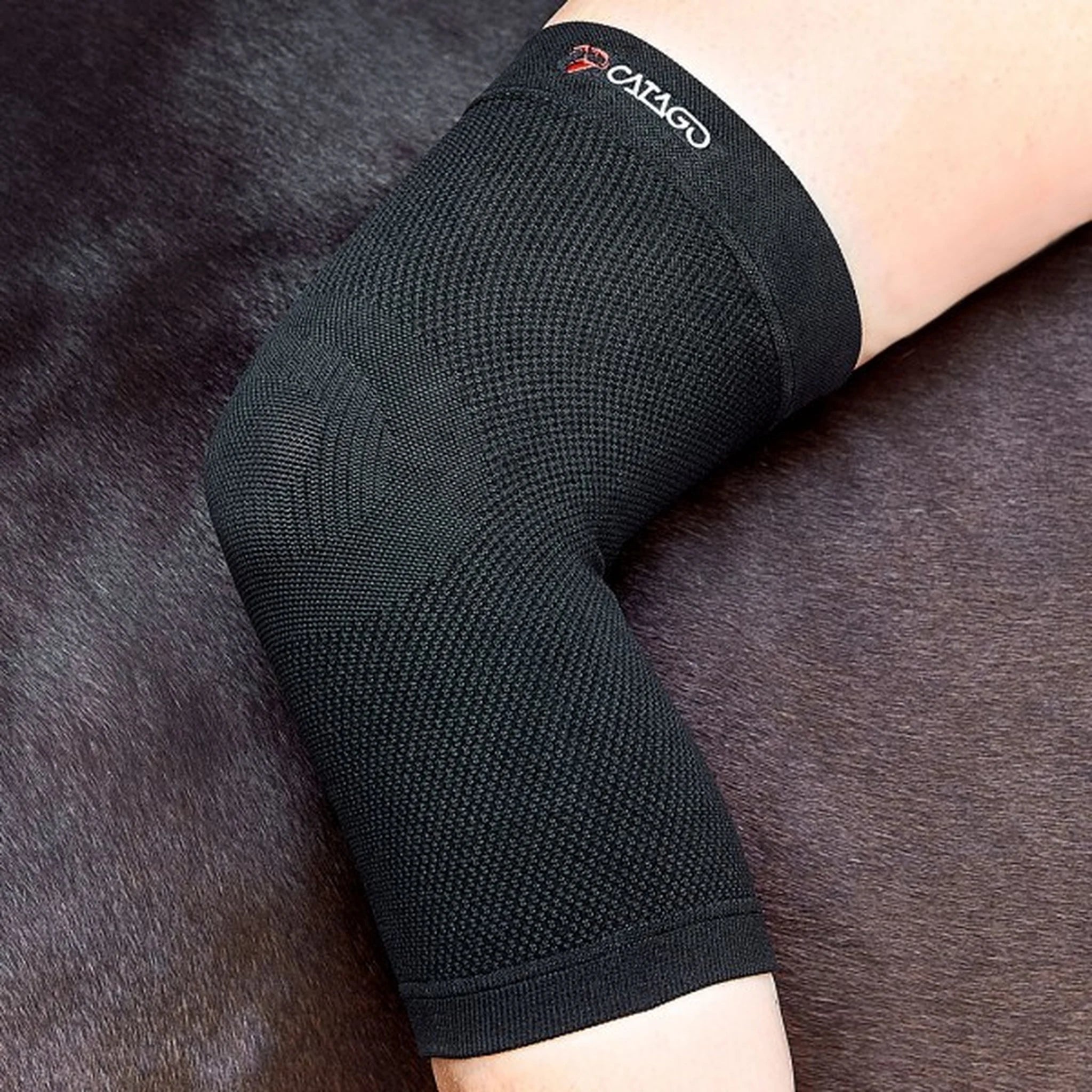 Catago FIR-Tech Knee Brace product photo