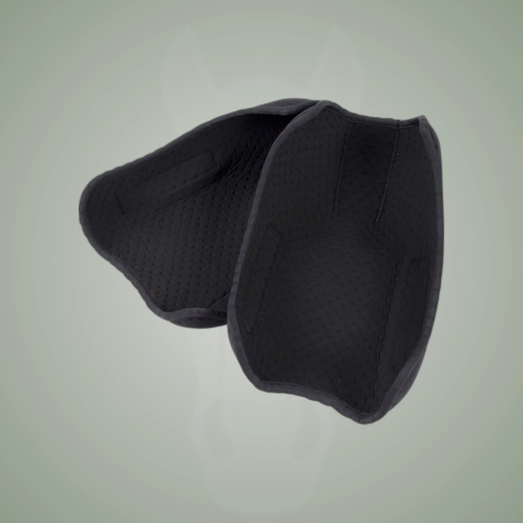 Catago FIR-Tech Pad for Stable Boot on One-Eyed Equine branded background