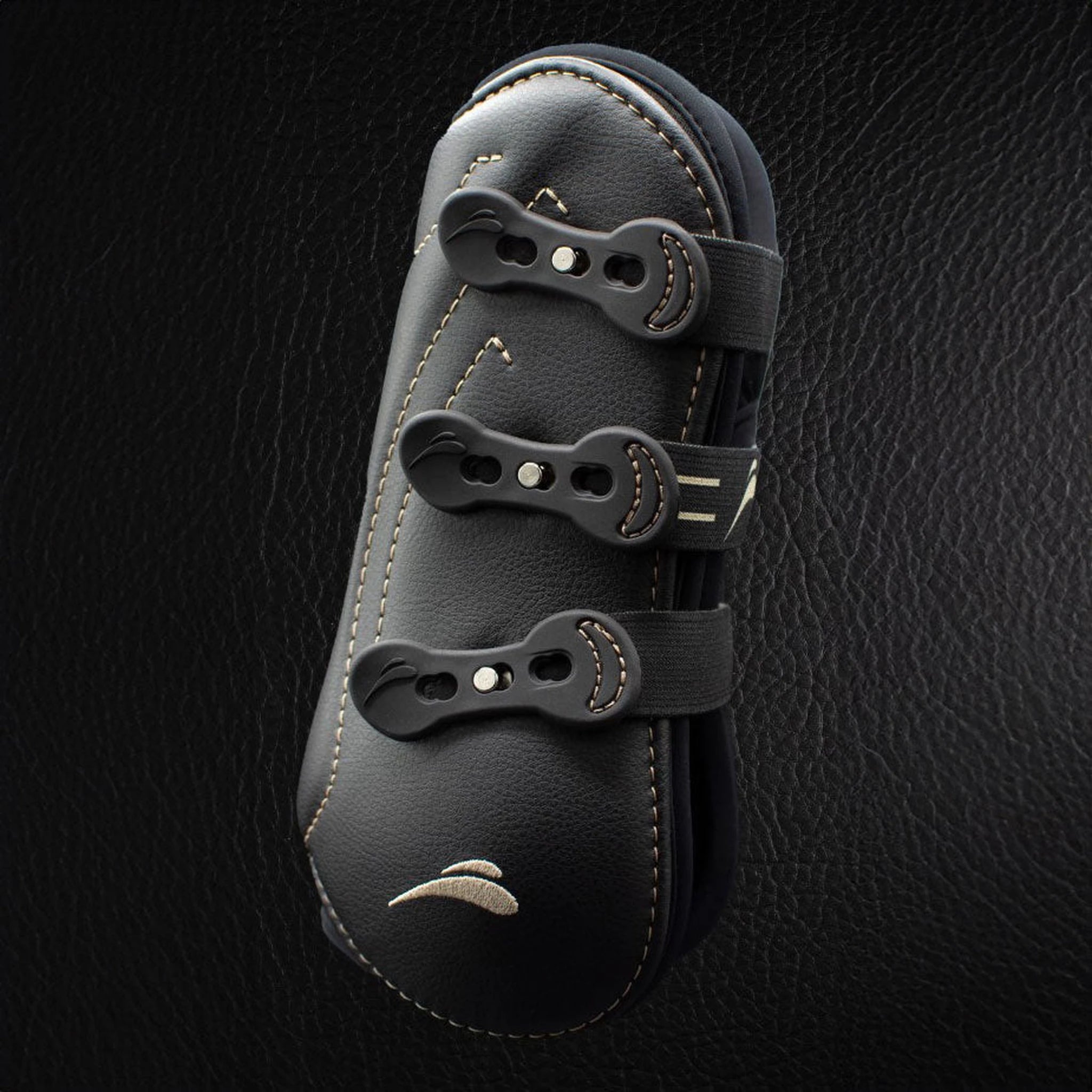 eQuick Glam Front Boot - Black