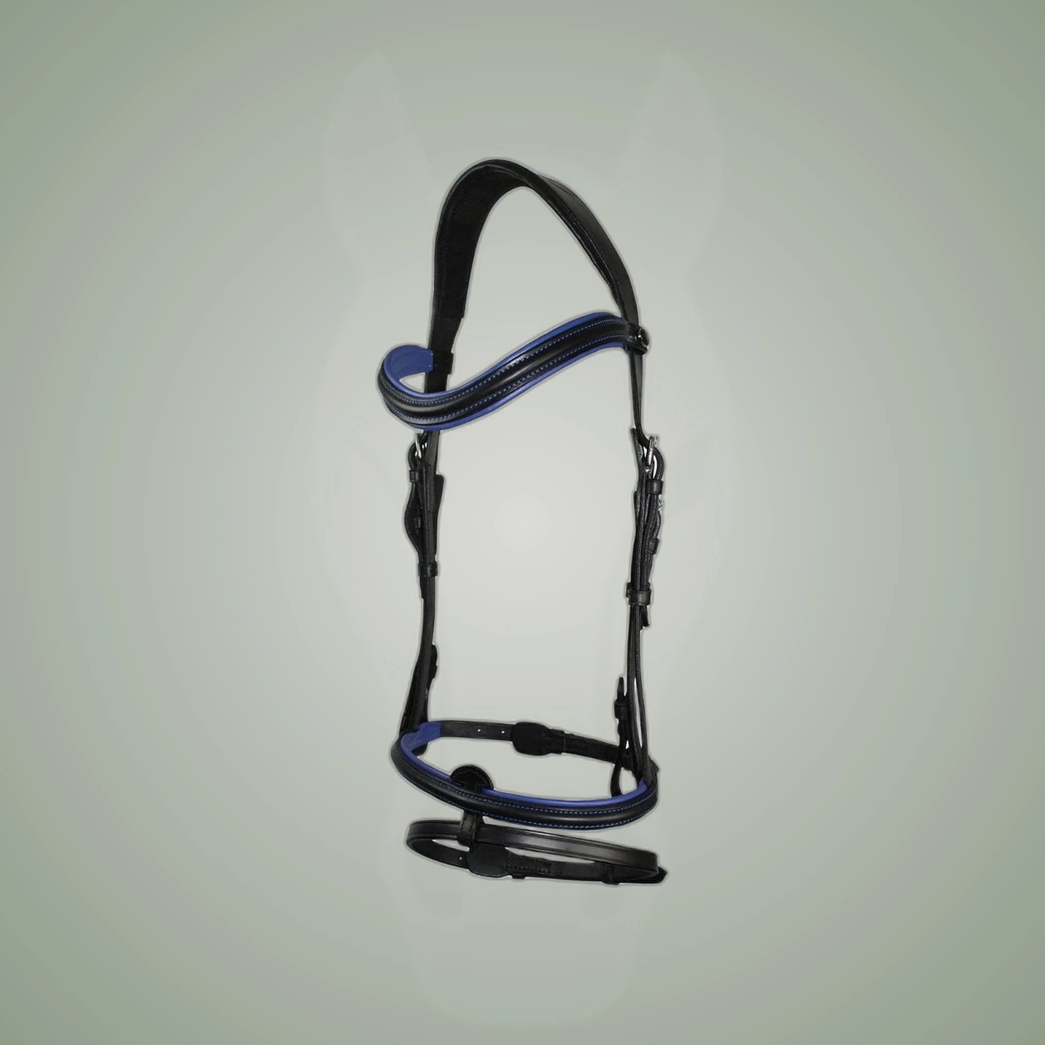 Hilbar Royal Exklusiv Bridle - Blue Padding on One-Eyed Equine branded background