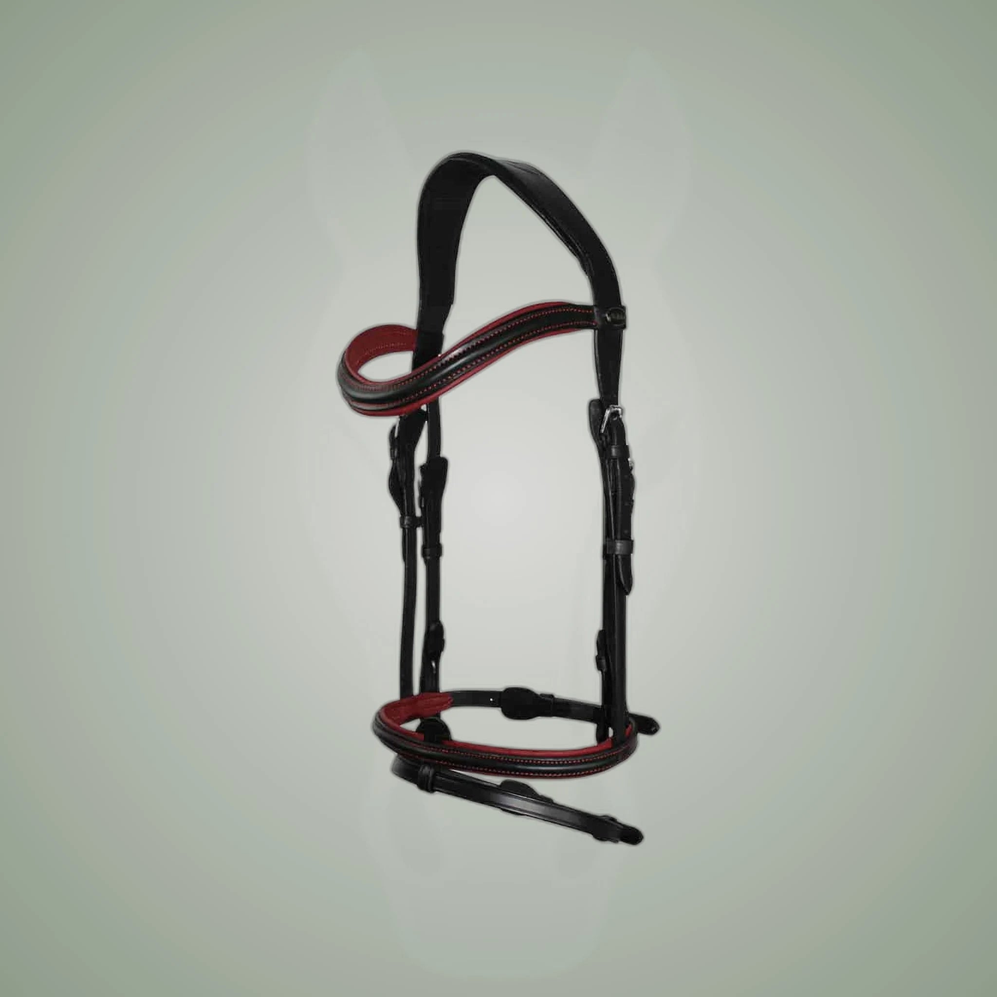 Hilbar Royal Exklusiv Bridle - Red Padding on One-Eyed Equine branded background