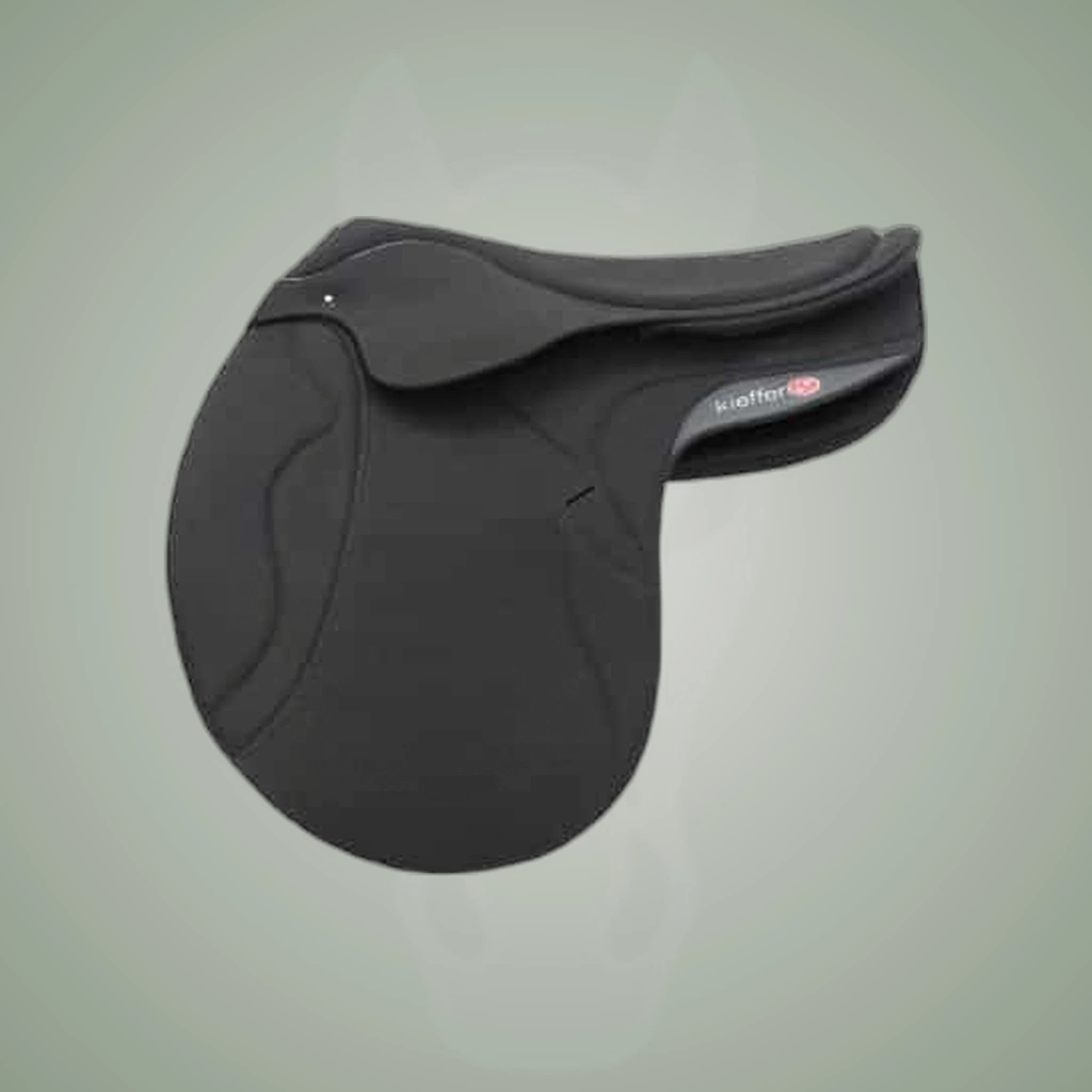 Kieffer Move Treeless Saddle on One-Eyed Equine branded background