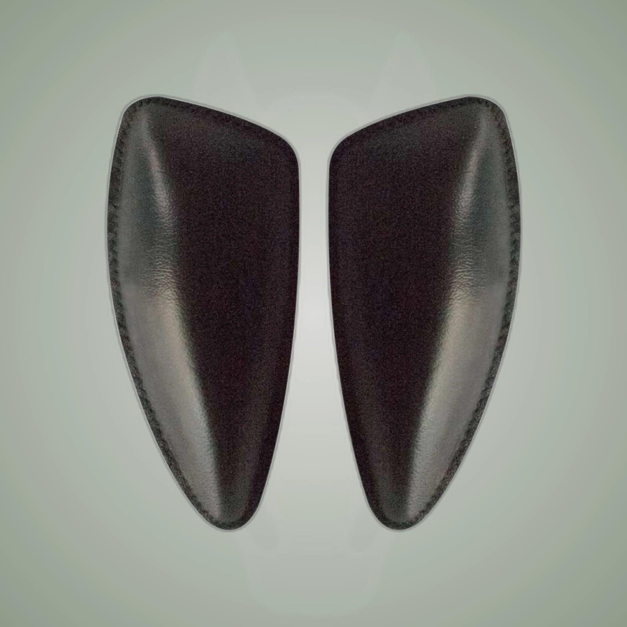 Kieffer Velcro Knee Rolls MT-001 on One-Eyed Equine branded background