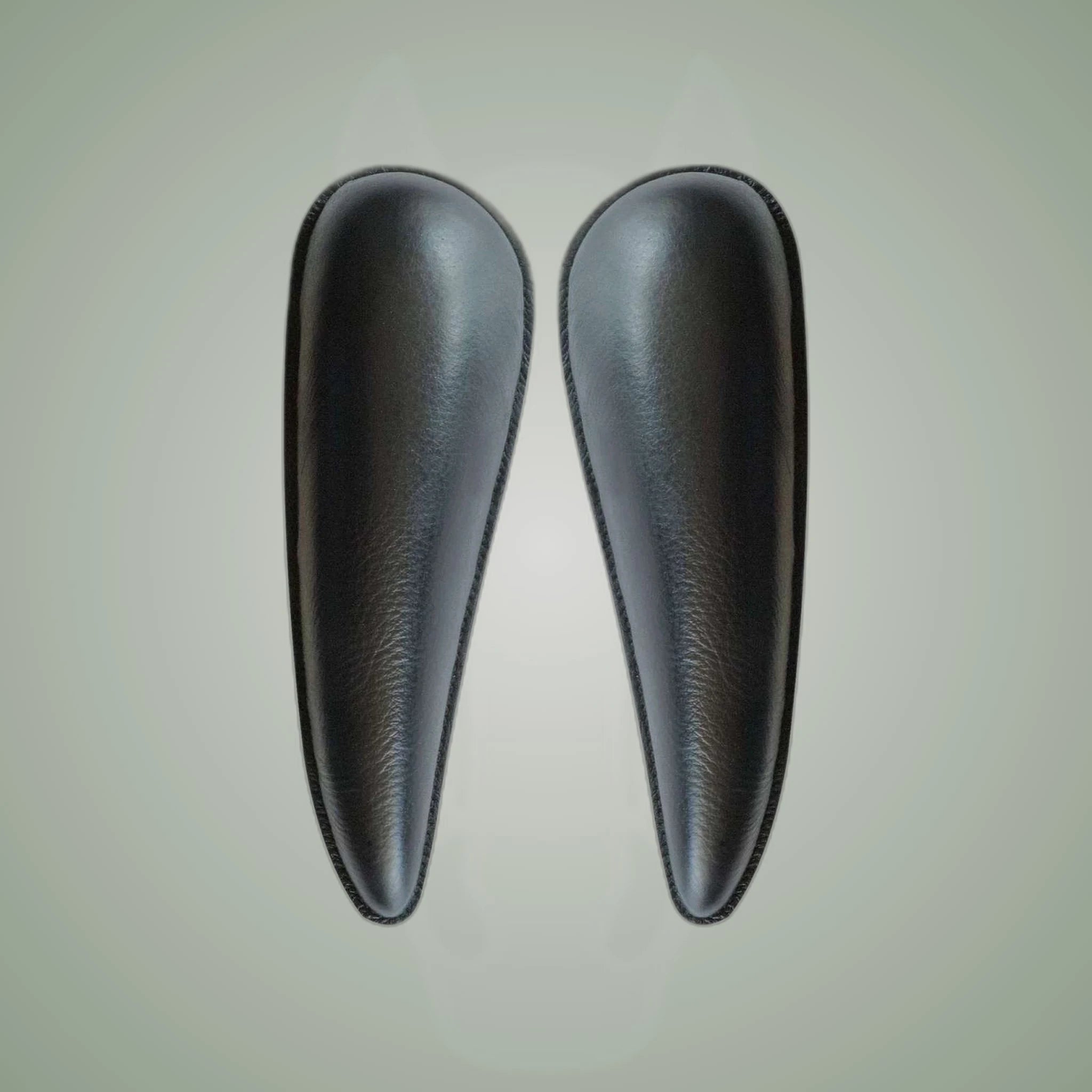 Kieffer Velcro Knee Rolls MT-011 on One-Eyed Equine branded background