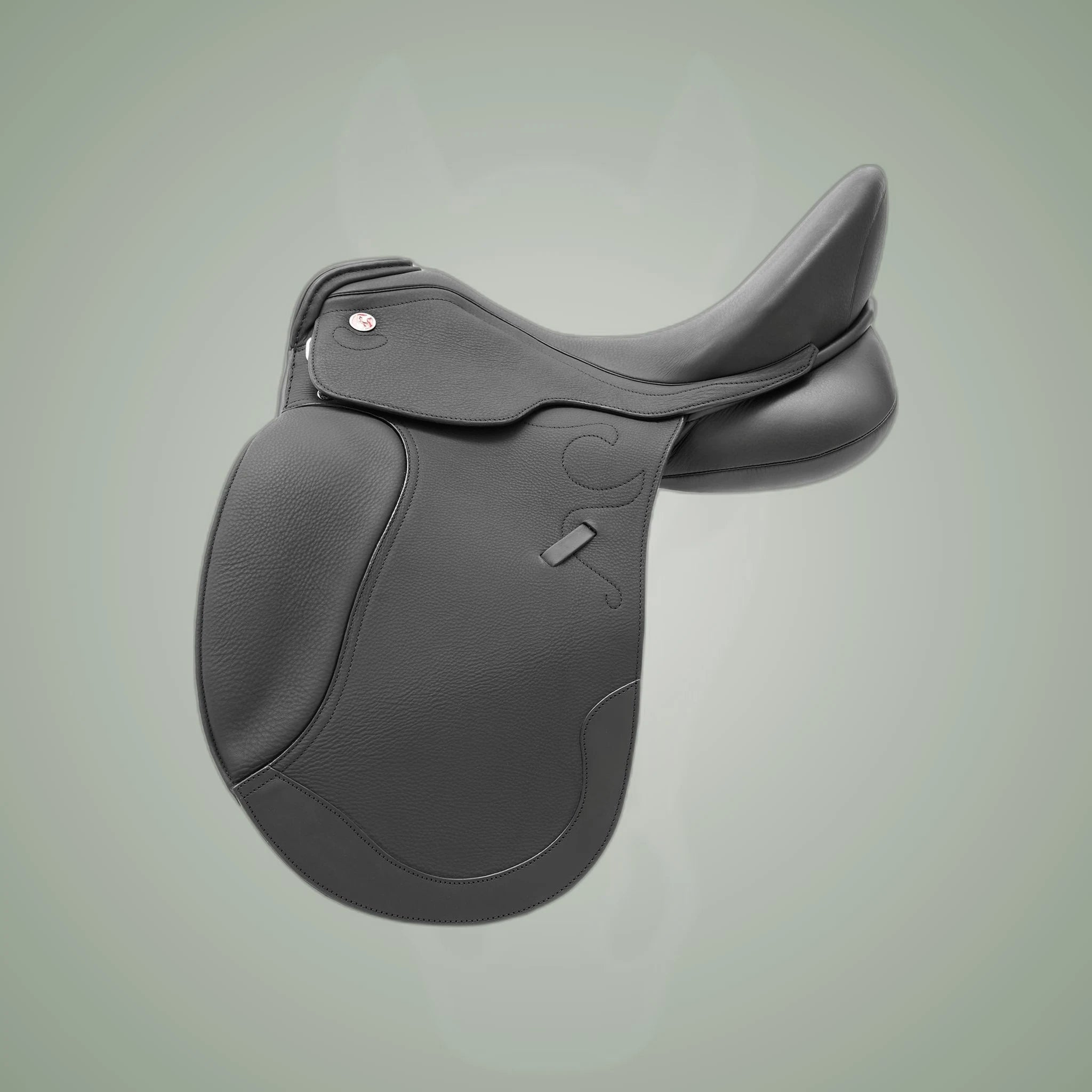Kieffer Wellington Dressage Saddle on One-Eyed Equine branded background