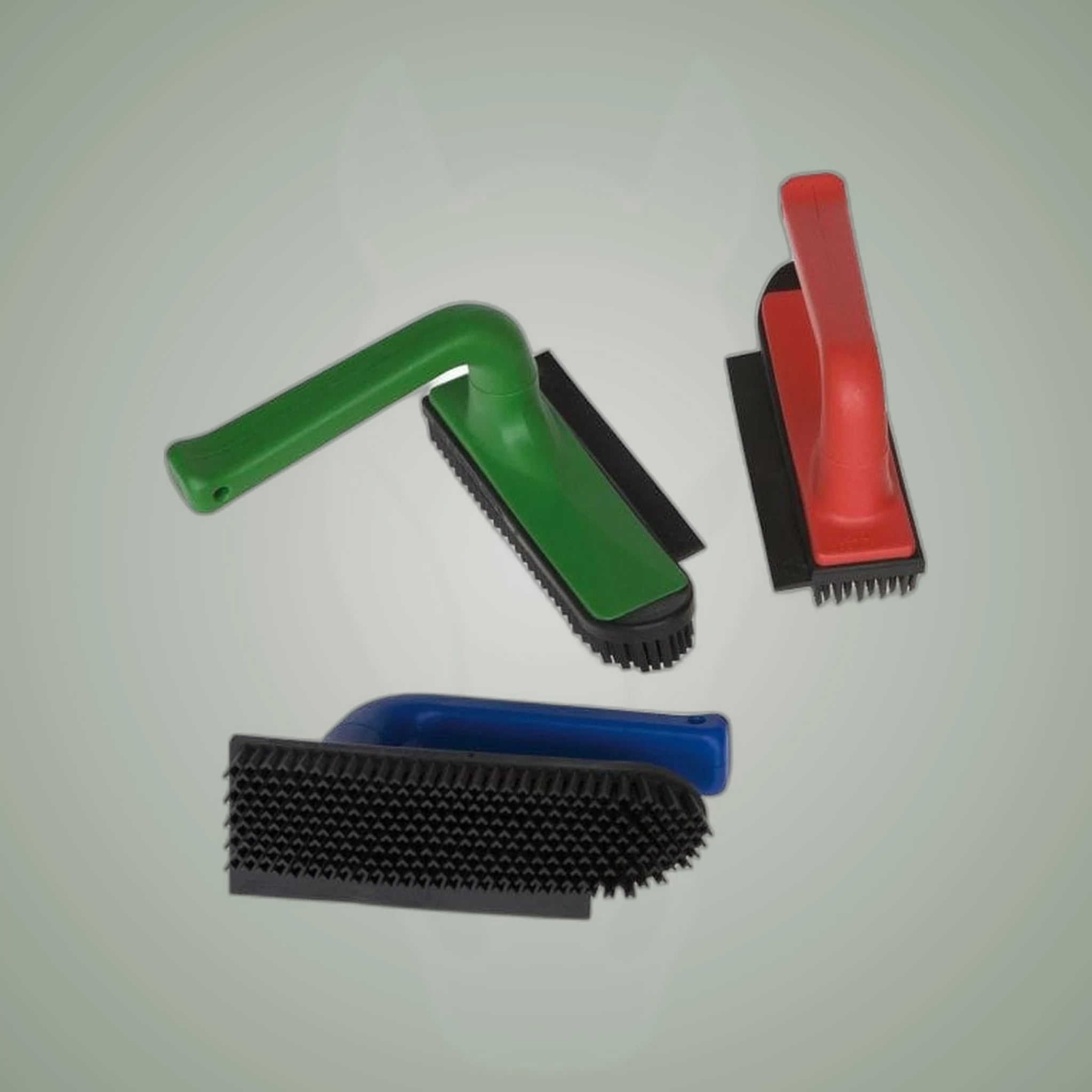 Kieffer Wonder Grooming Brush on One-Eyed Equine branded background